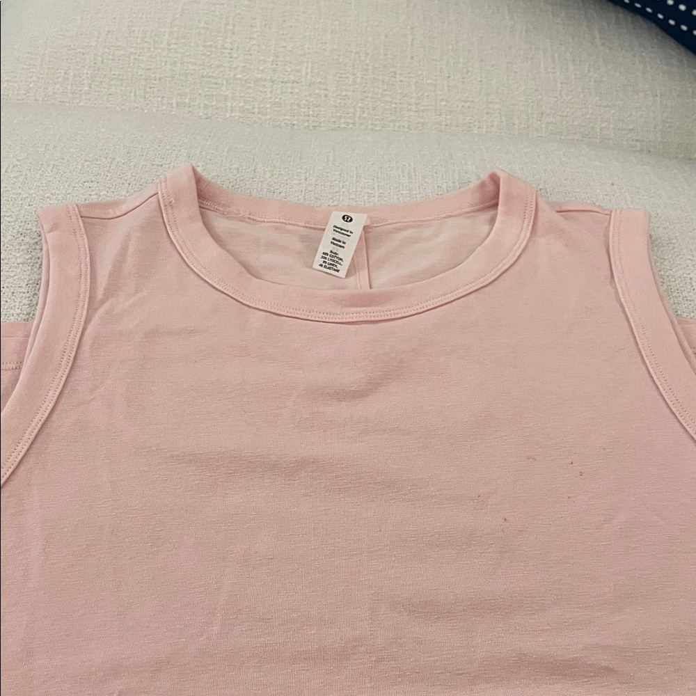 Light Pink Sleeveless Tank Top - Unbranded